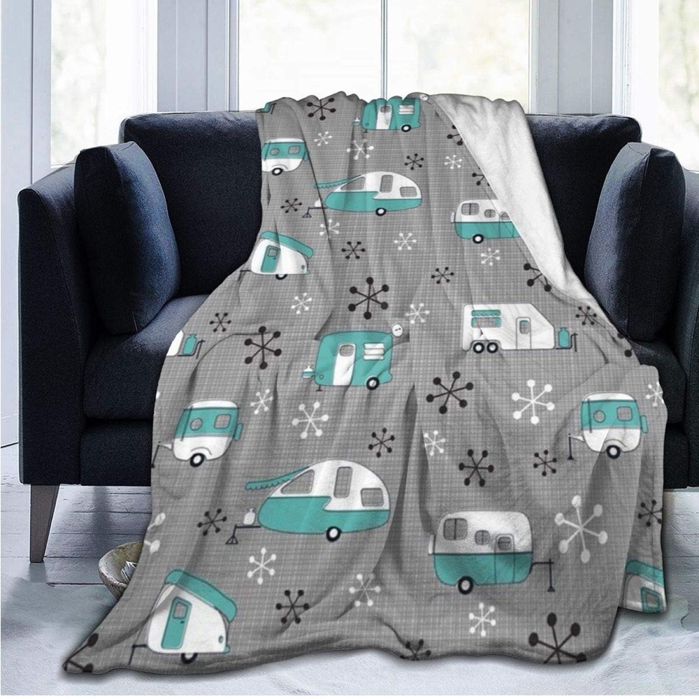 New Cozy Caravan Holiday Throw Blanket